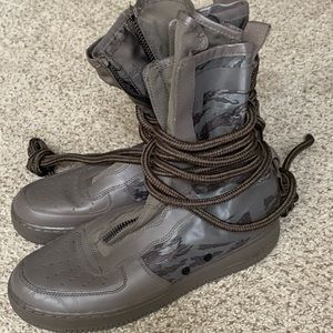 Nike Men’s Sf Air Force 1 Highs Ridgerock Great Condition Size 10